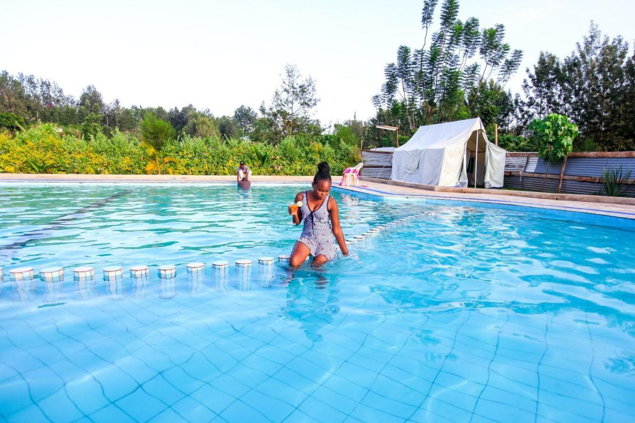 Maya Gardens Sagana Resort Luaran gambar