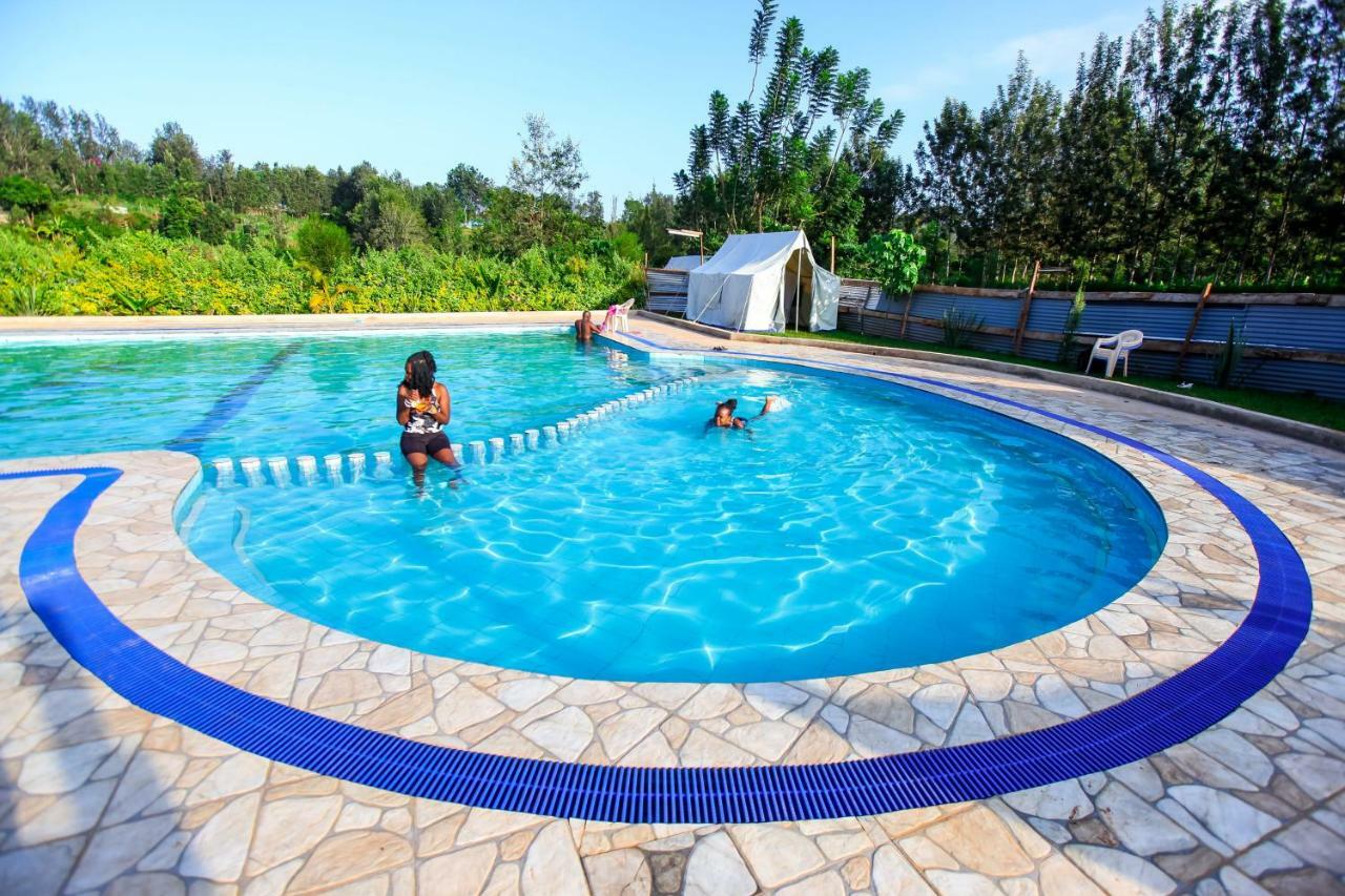 Maya Gardens Sagana Resort Luaran gambar