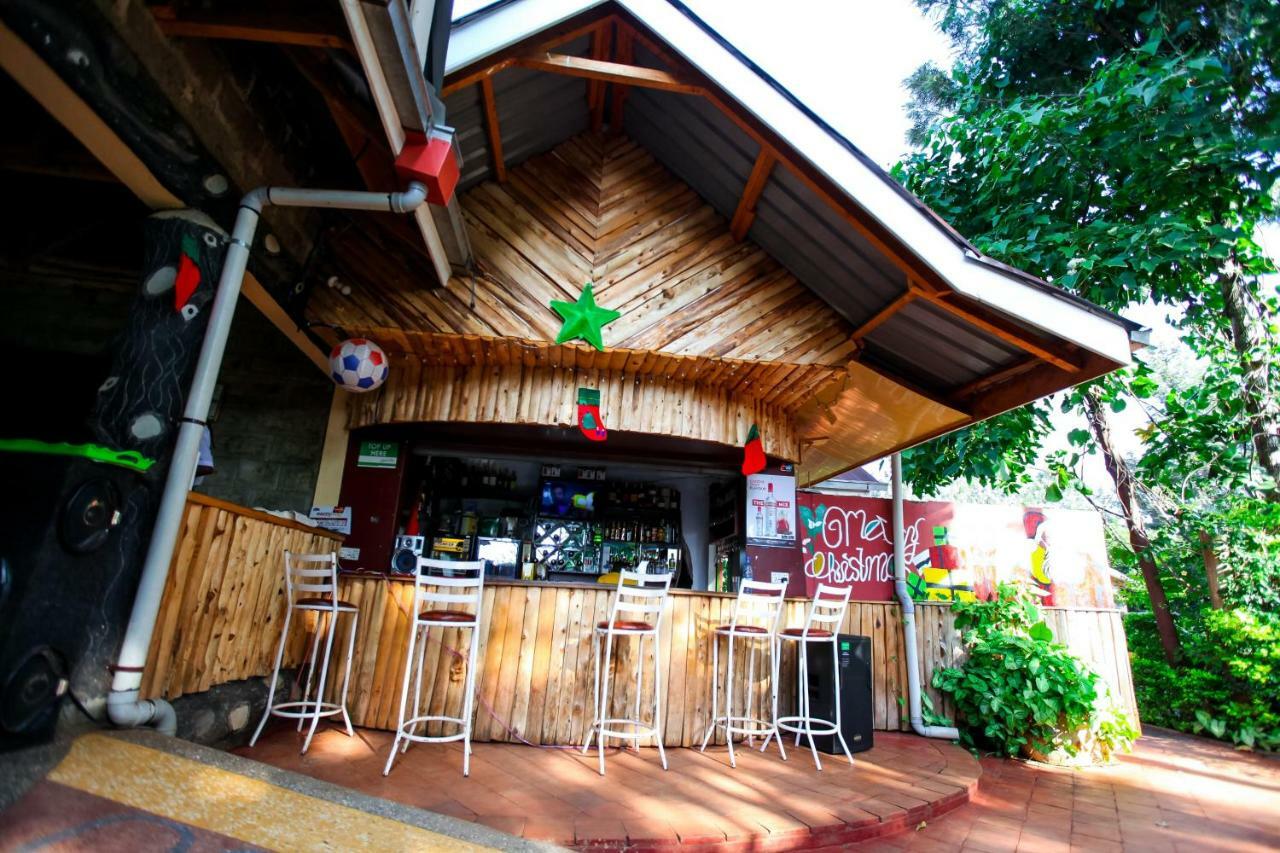 Maya Gardens Sagana Resort Luaran gambar